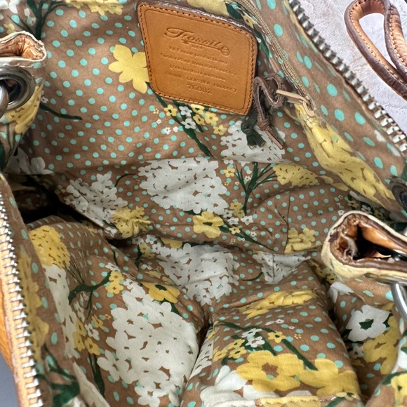 Fossil Mustard Yellow Leather Studded Shoulder Bag Key Dangle Silver Hardware - Picture 10 of 10